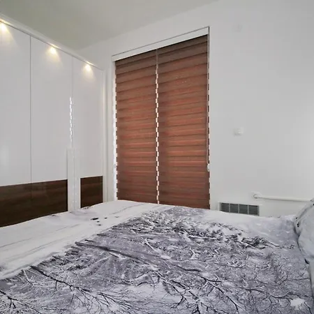 Almi Lux Appartement *