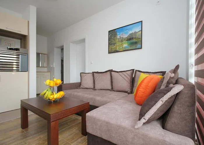 아파트 Almi Lux 즐라티보